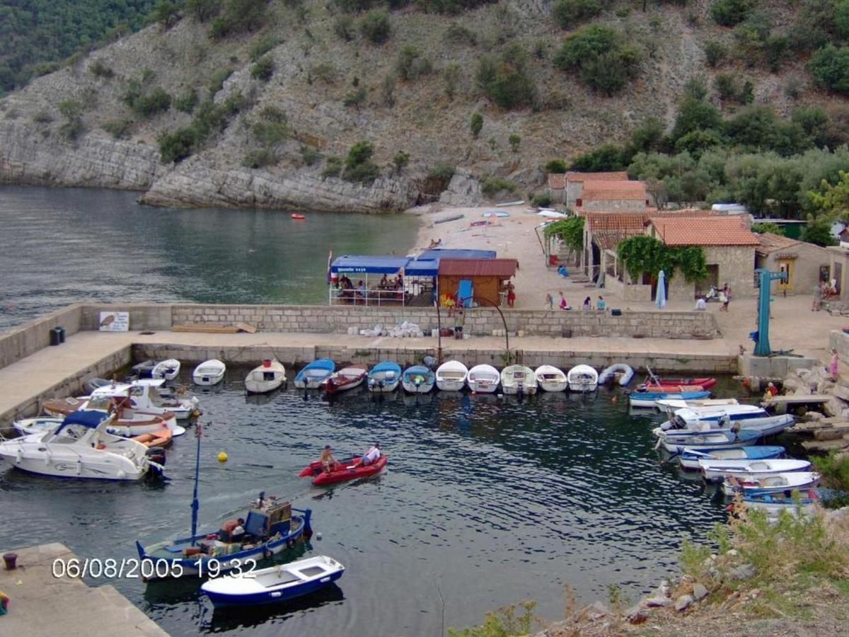 Zora Holiday Home Белі Екстер'єр фото